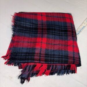 Acrylic scarf